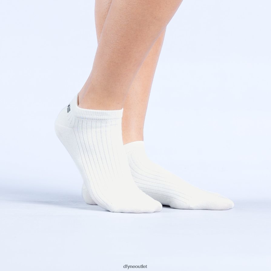 Dfyne Akcesoria złamana biel ożywić skarpetki do kostki JFL26T75